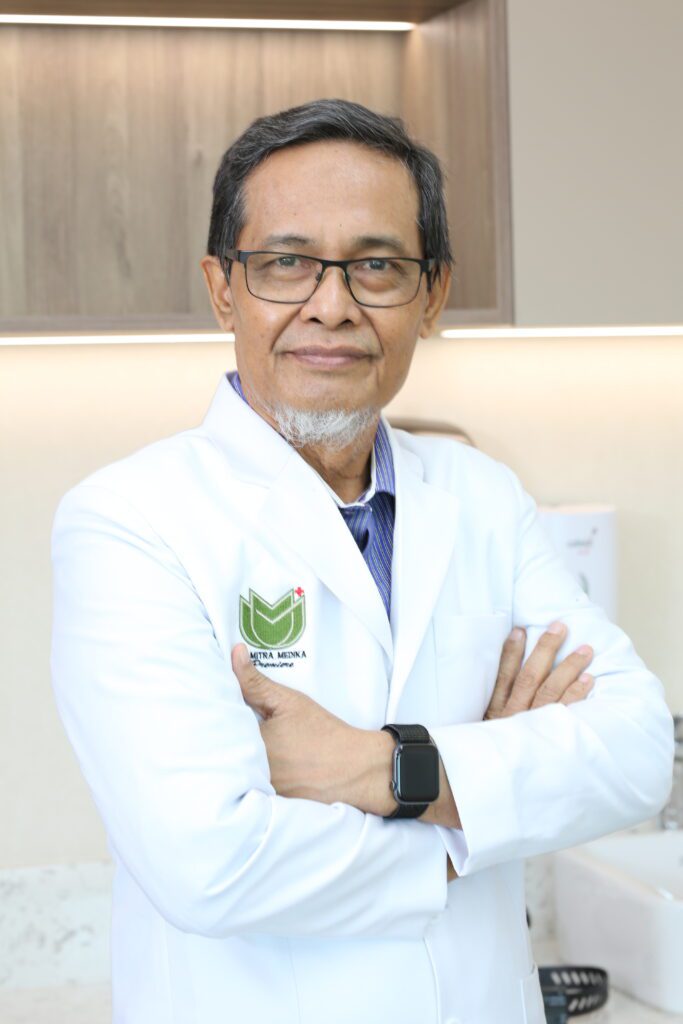 Prof. Dr. dr. Delfitri Munir